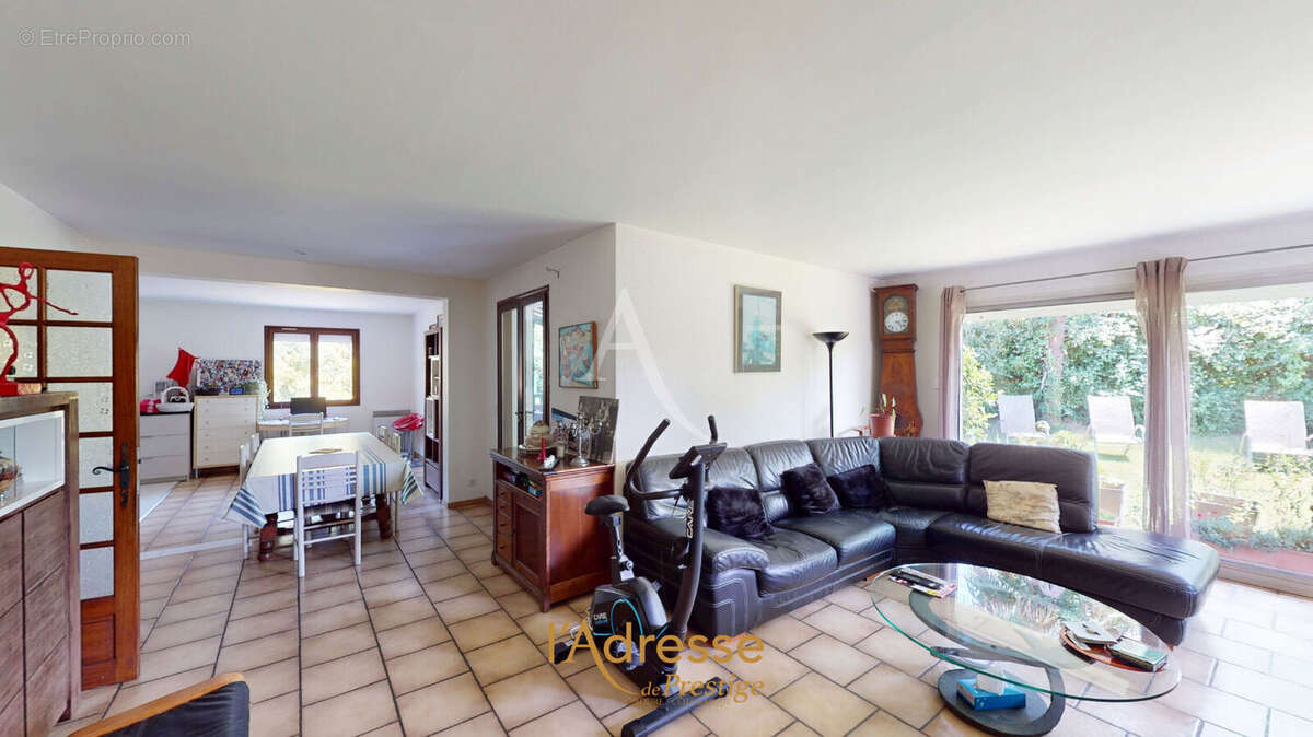 Maison Ascain 5 pièce(s)  plain-pied de 137 m2 - photo 2