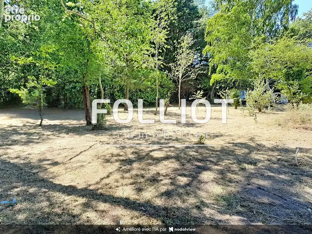 Photo Terrain à Saint-Germain-Sur-Ay au prix de 39 500€