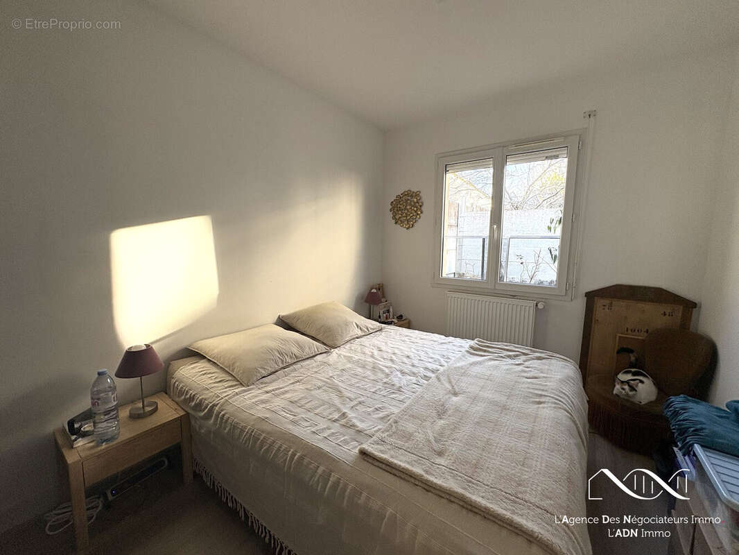 Maison à SAINT-JEAN-DE-BRAYE