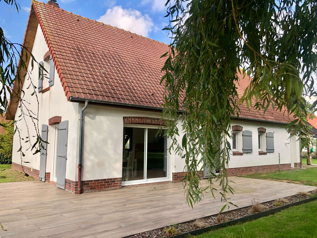 Maison à GROFFLIERS