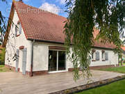 Maison à GROFFLIERS