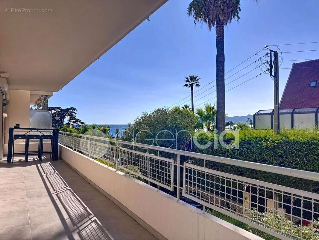 Appartement à CANNES