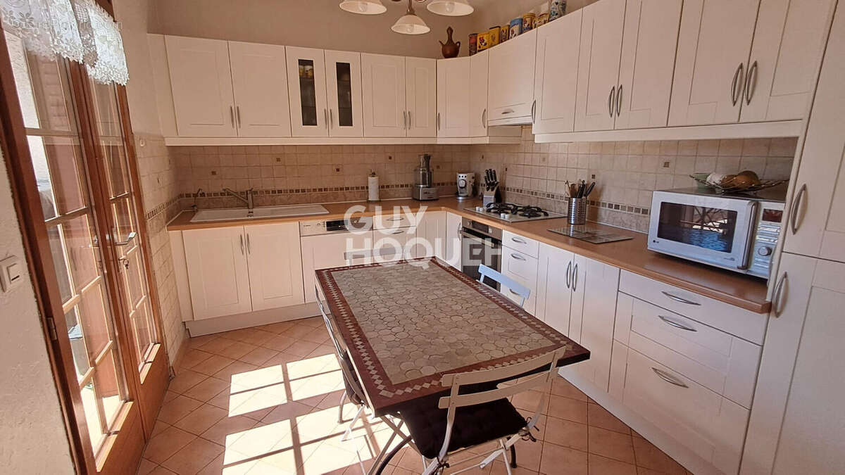 Maison à LE BLANC-MESNIL