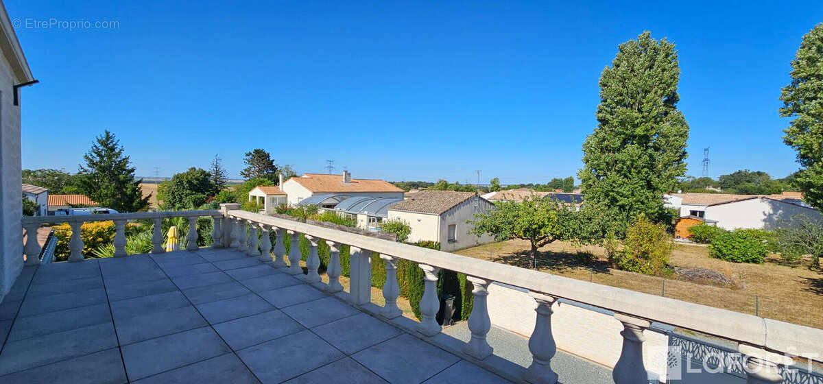 Maison chaniers - photo 9