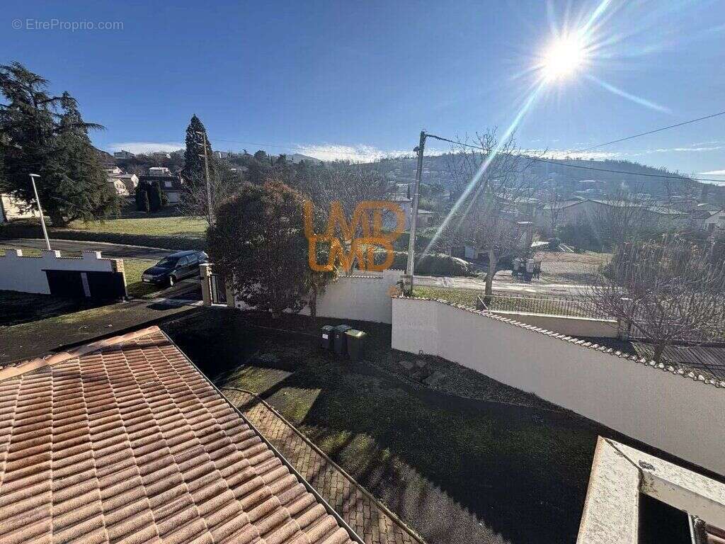 Maison à MIREFLEURS