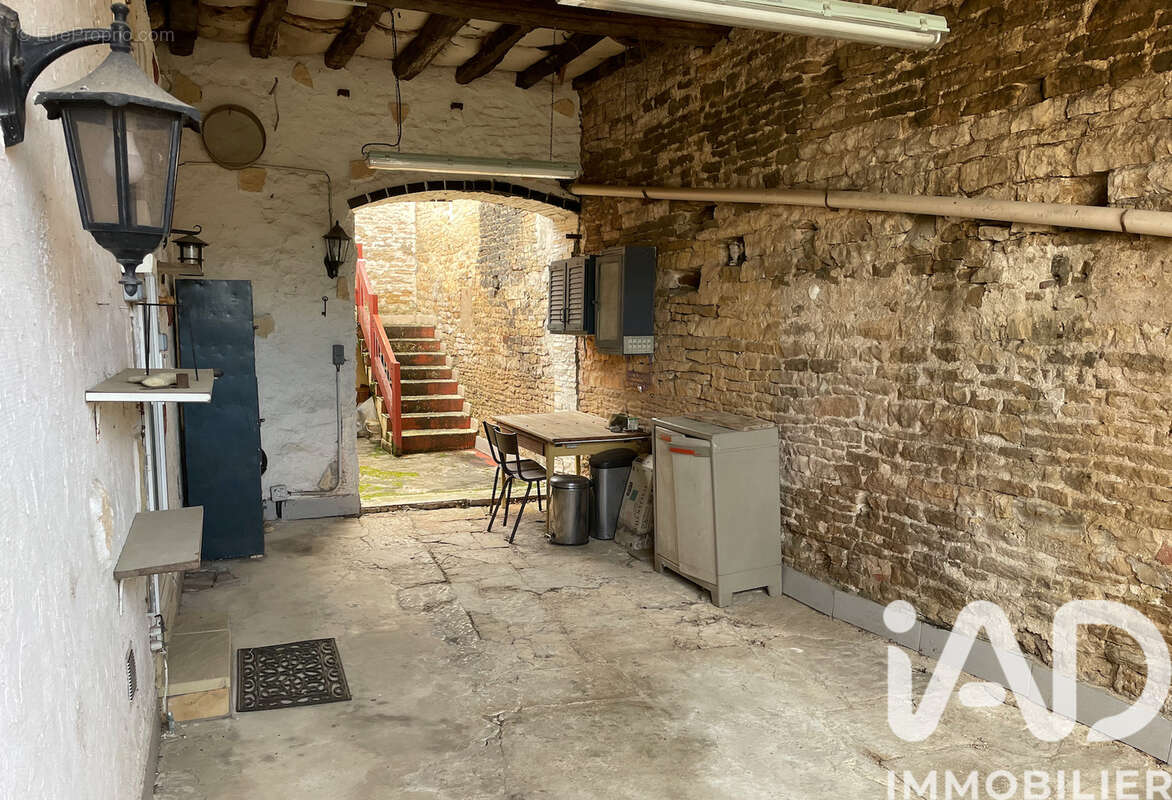 Photo 2 - Maison à NOYERS