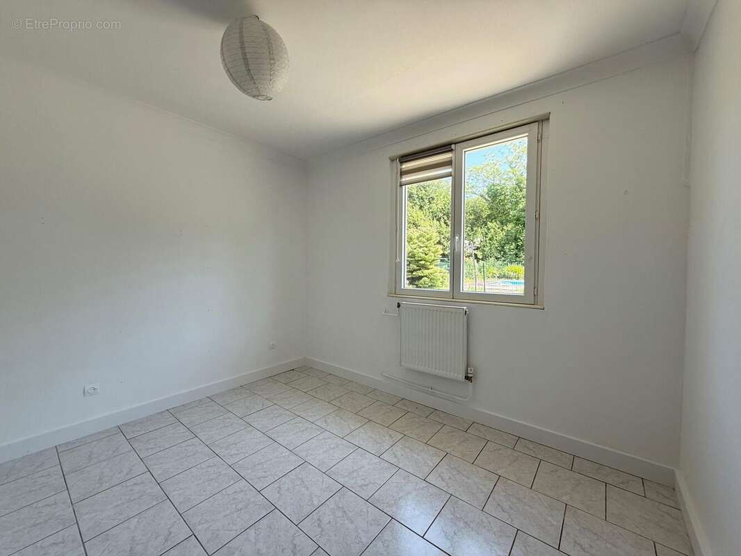 Photo 6 - Maison à SURVILLE