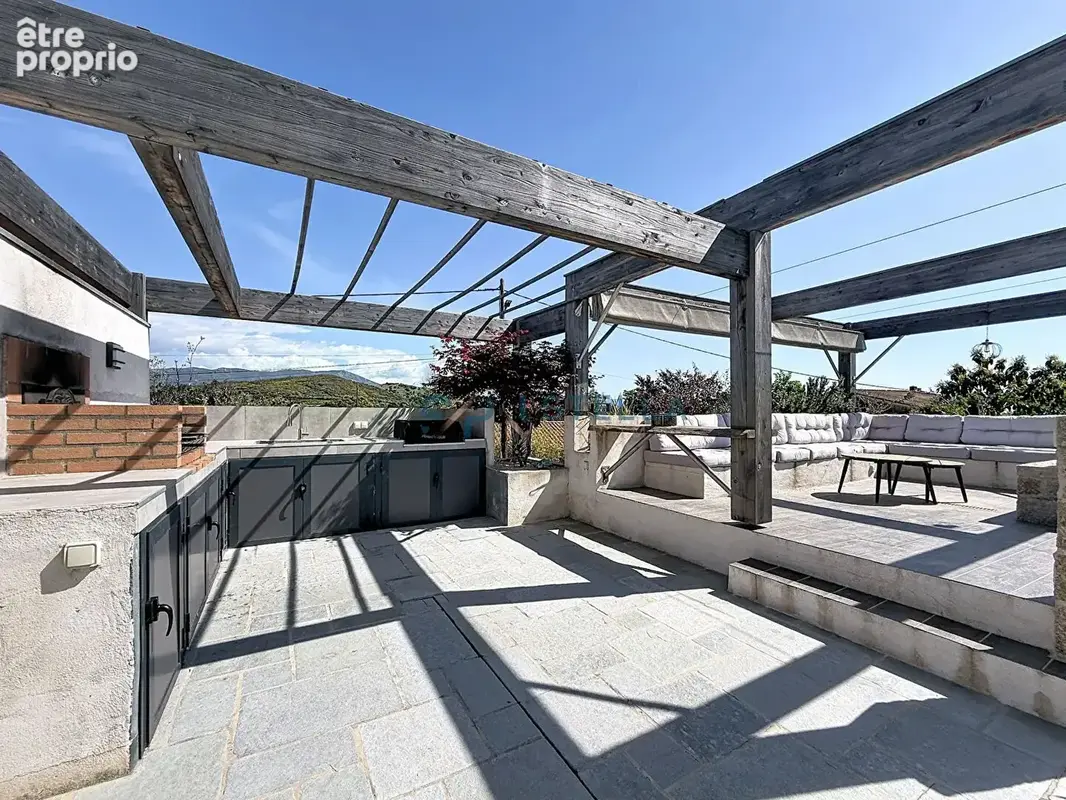 Villa contemporaine de plain-pied avec piscine, prestations haut de gamme - photo 15