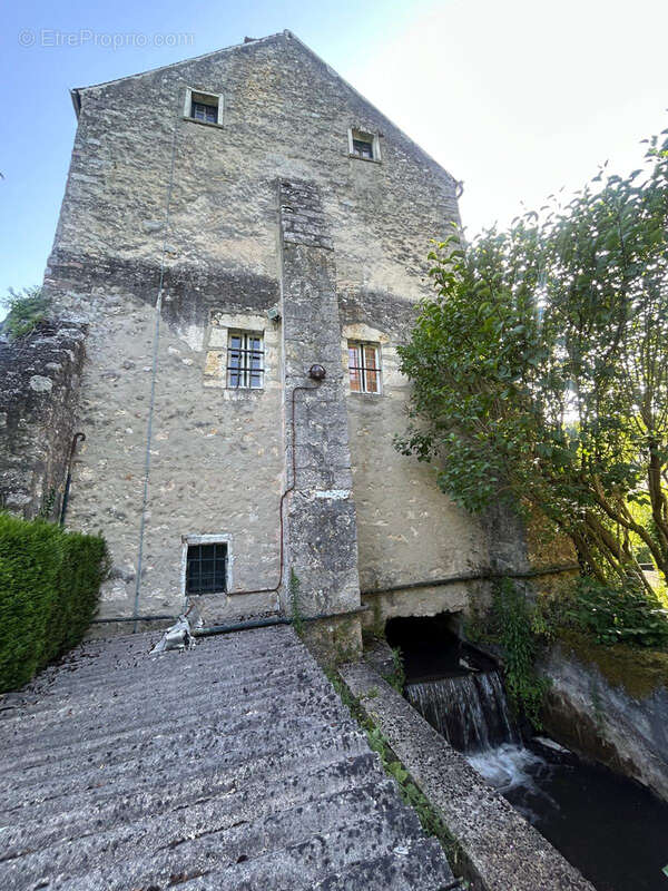 Maison à BOISSY-LA-RIVIERE