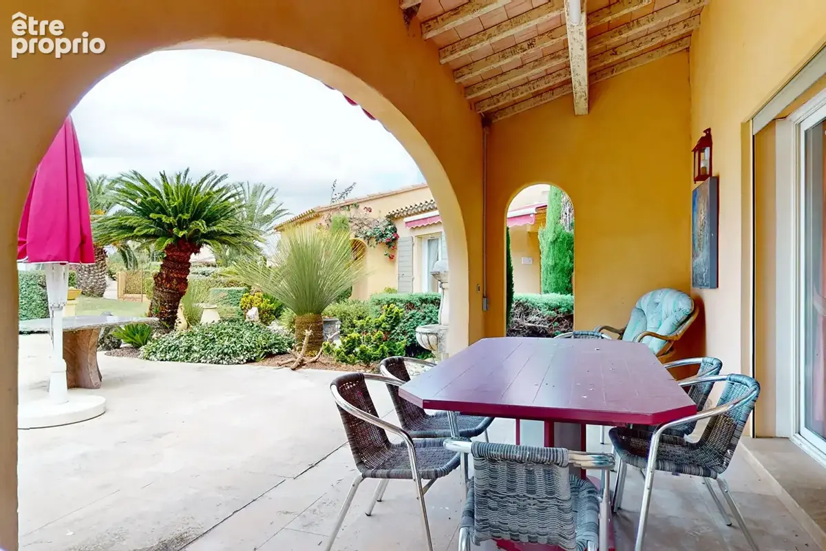 Belle Propriété atypique 207m² piscine Saint-Cyprien- 66750 - photo 18