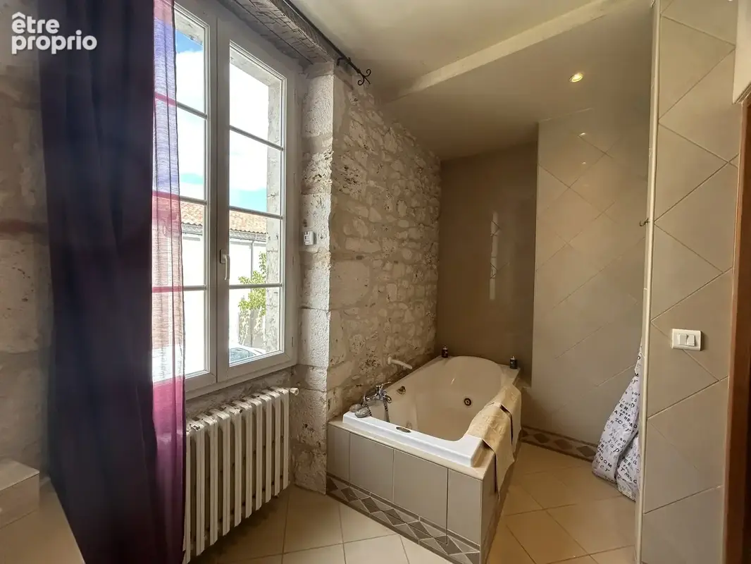 Maison de rue Mauvezin de type 6 avec jardin. - photo 5