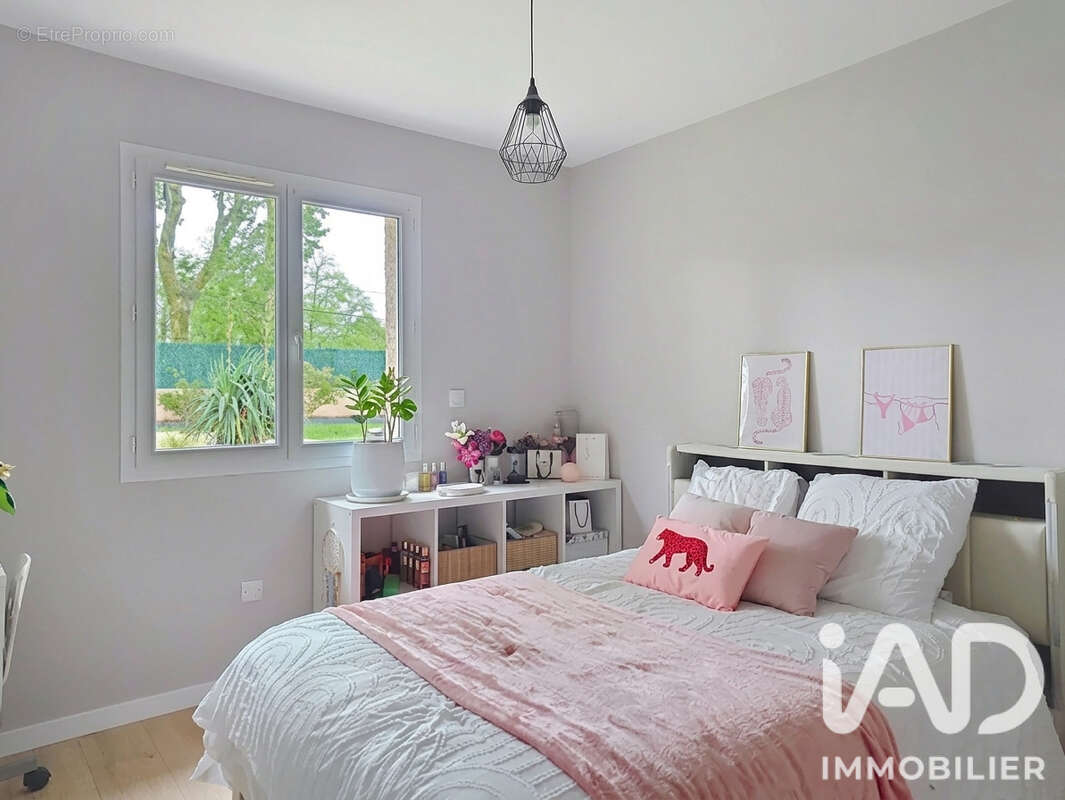 Maison 112 m² à Calmont  - photo 9
