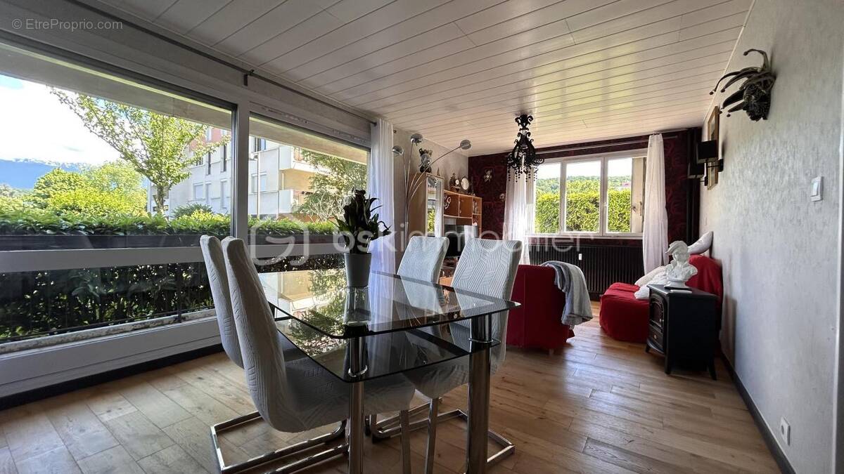 Appartement à ECHIROLLES