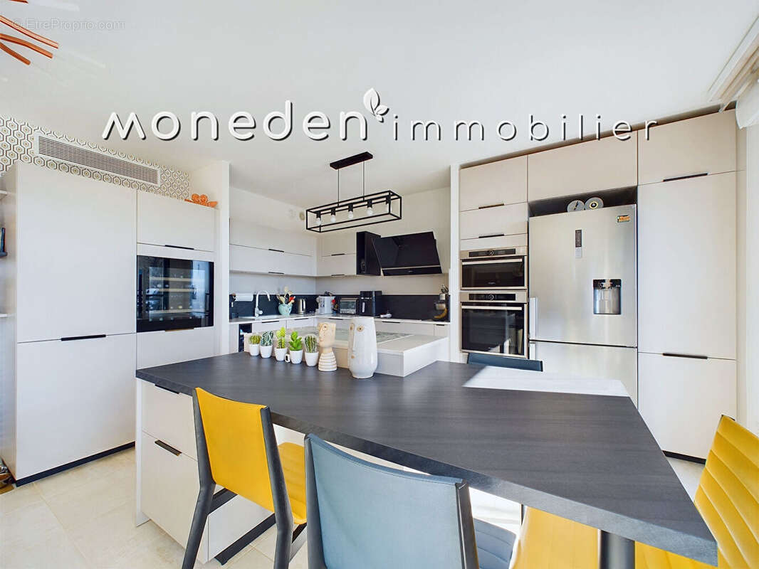 Appartement à SANARY-SUR-MER