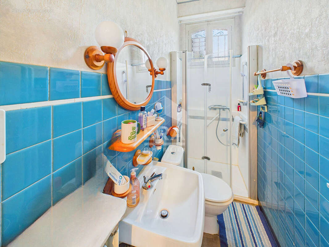 Maison à DECAZEVILLE