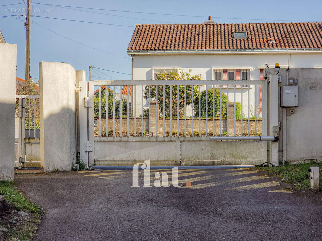 Appartement à REZE
