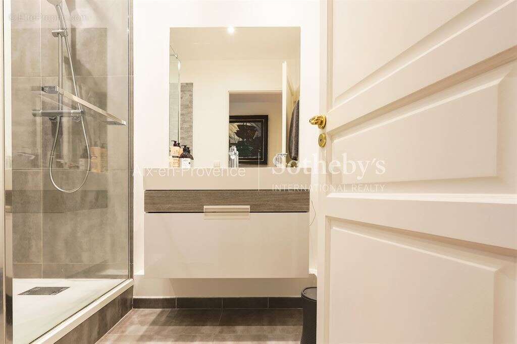 Appartement à AIX-EN-PROVENCE