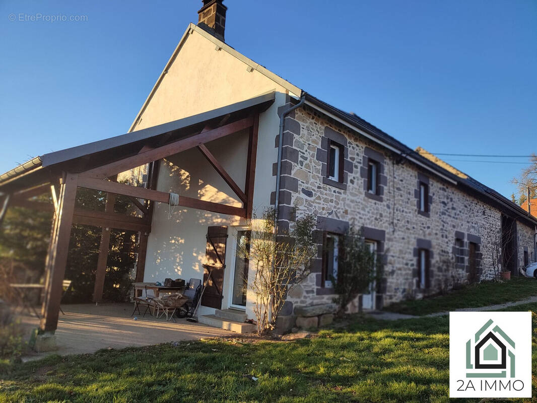 Maison à SAINT-GEORGES-DE-MONS