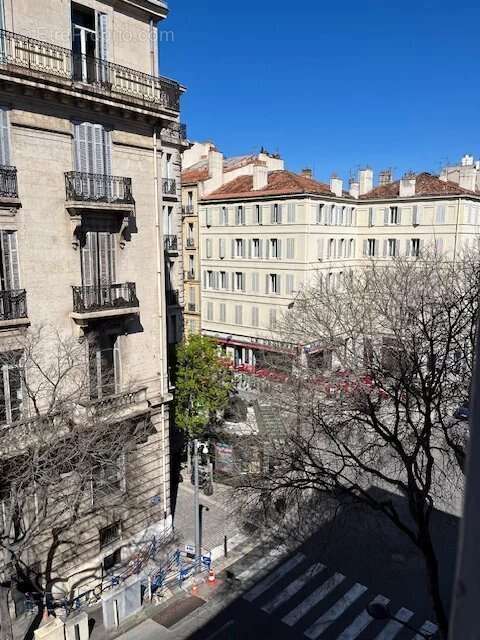Appartement à MARSEILLE-8E