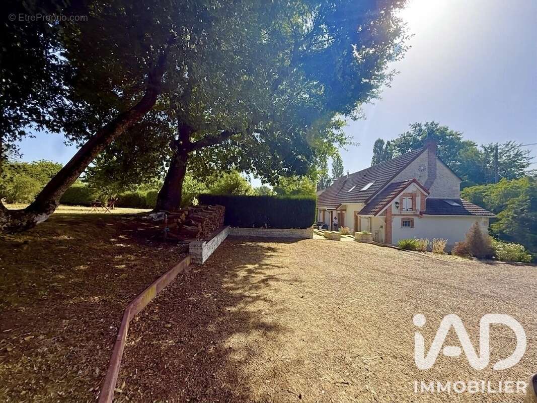 Photo 3 - Maison à HERRY