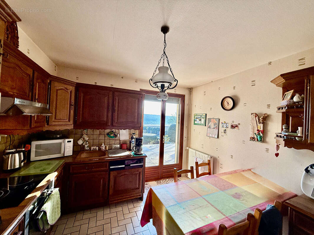 Maison à SAINT-REMY-SUR-AVRE