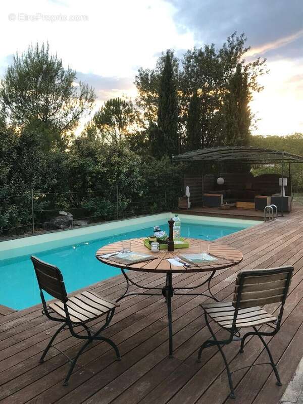 Maison à MONOBLET