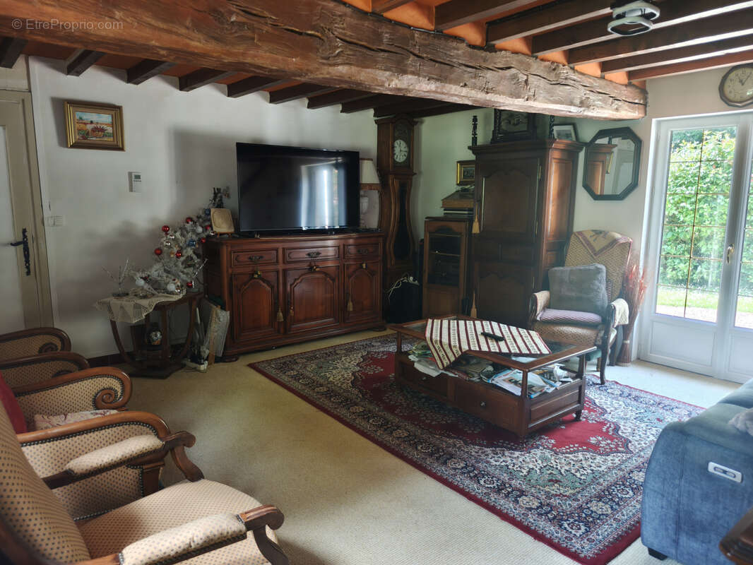 Maison à SAINT-PIERRE-SUR-DIVES