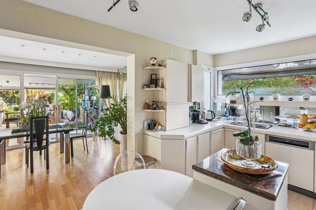 Maison à BOUC-BEL-AIR