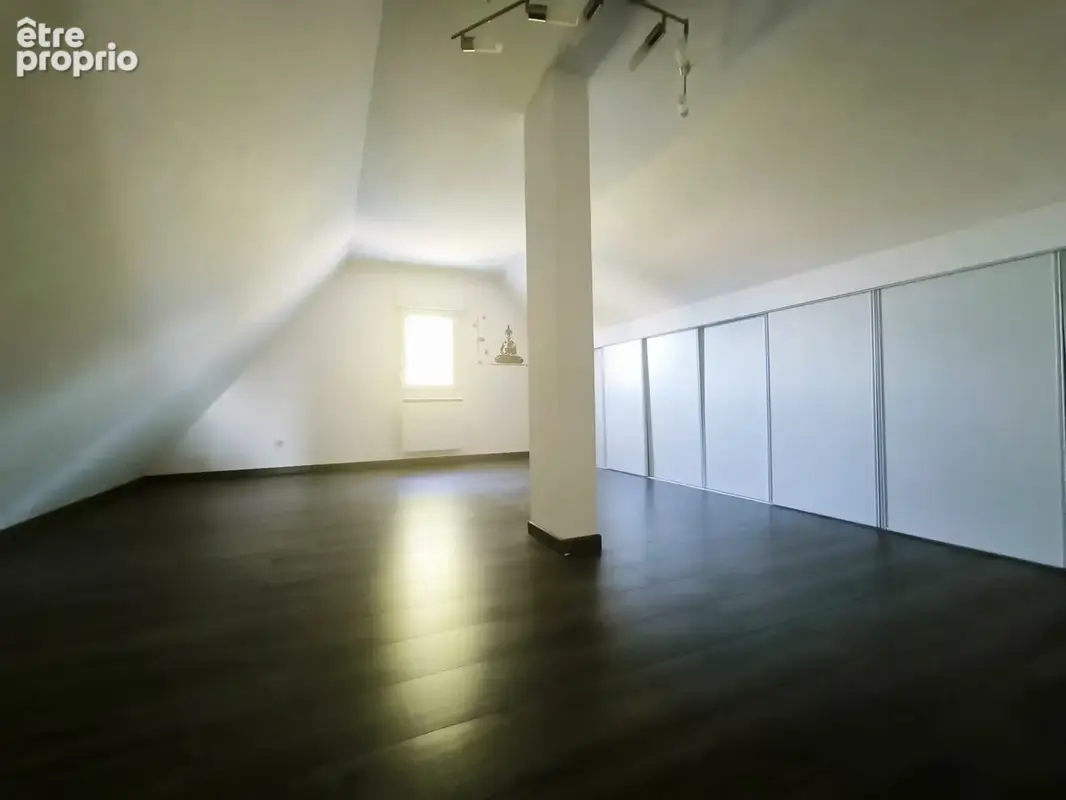 Wittenheim, duplex F5 dans maison avec jardin - photo 8
