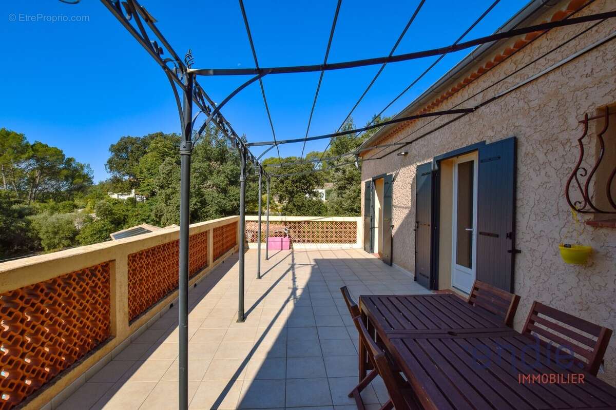 Maison à LORGUES