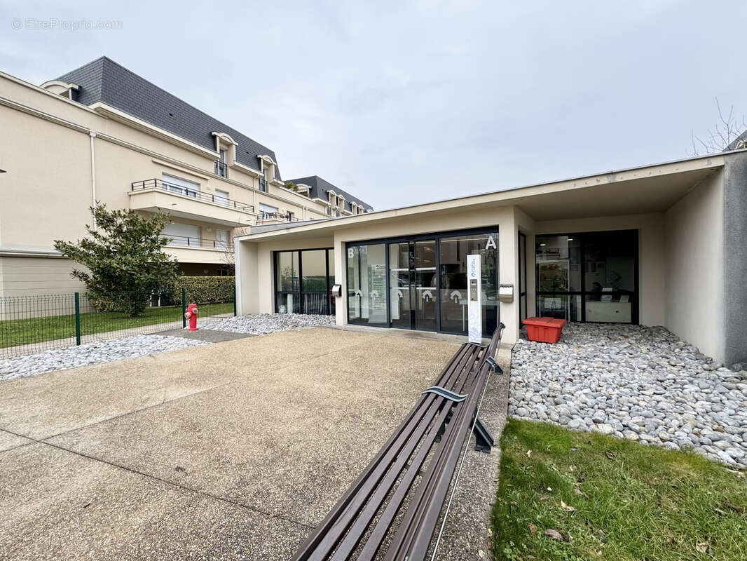 Appartement à EMERAINVILLE