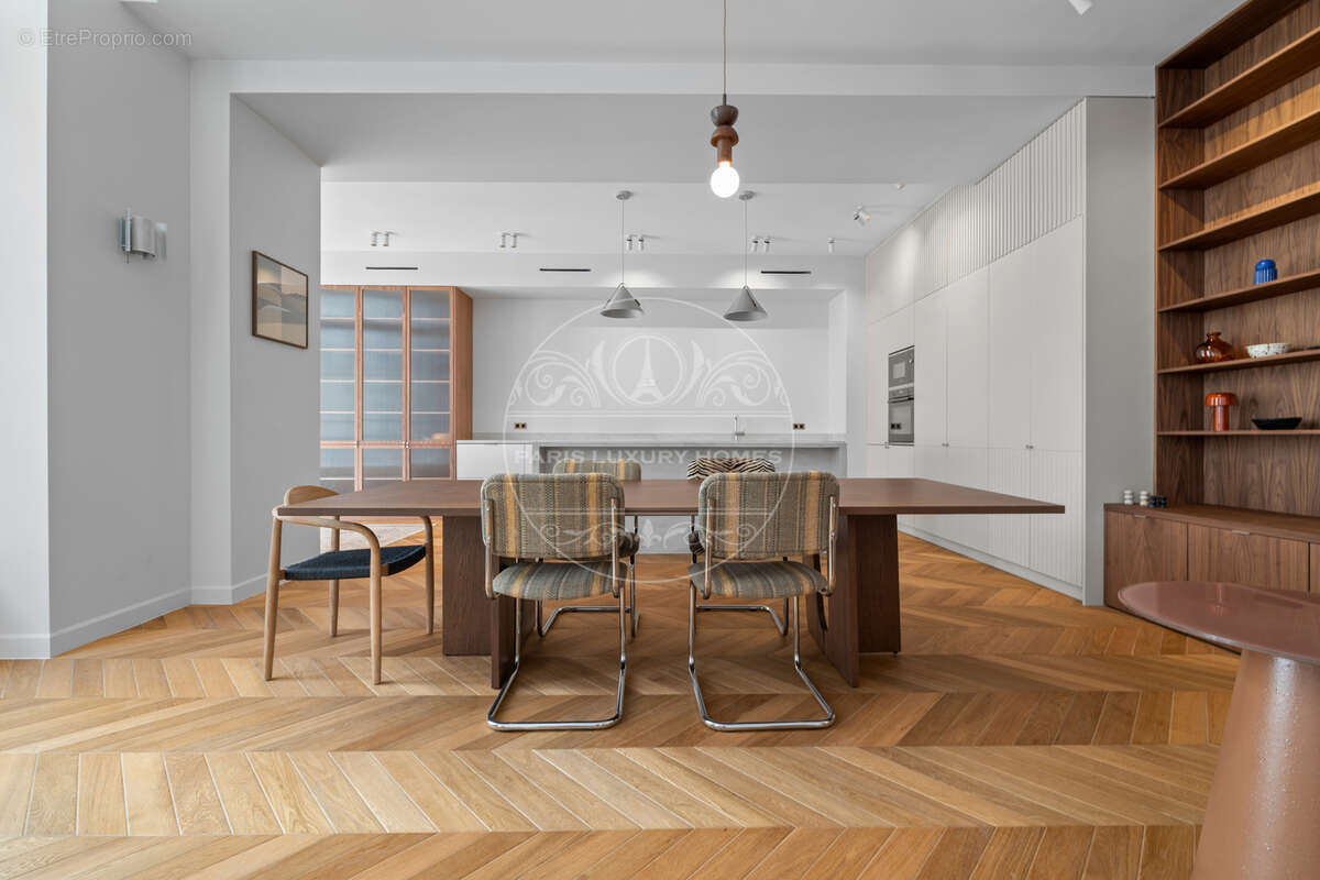 Superbe appartement atypique à Paris 1er ! - photo 8