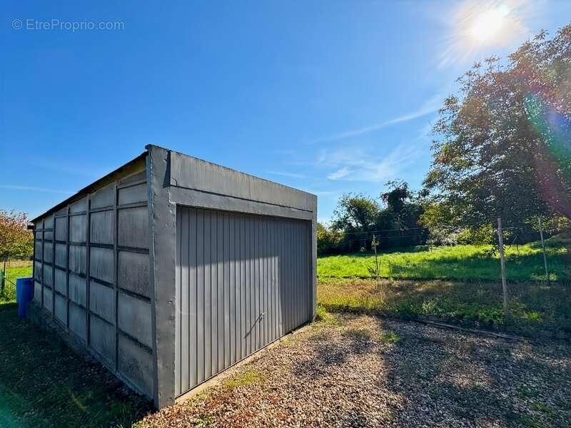 Appartement à CERCY-LA-TOUR