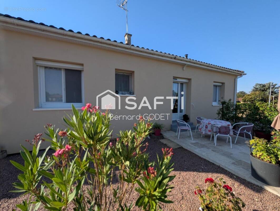 Photo 1 - Maison à VERTEUIL-SUR-CHARENTE