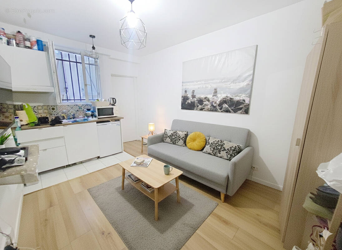Appartement à PARIS-19E
