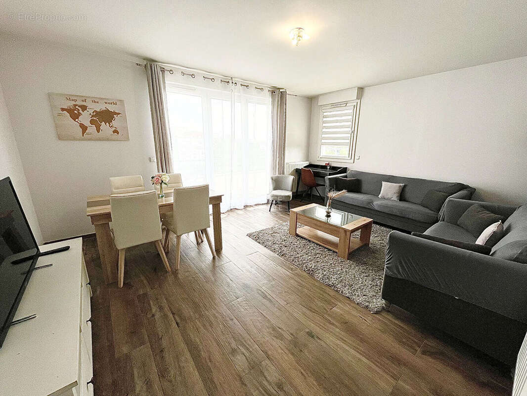 Appartement Cergy 3 pièce(s) 60.50 m2 - photo 2