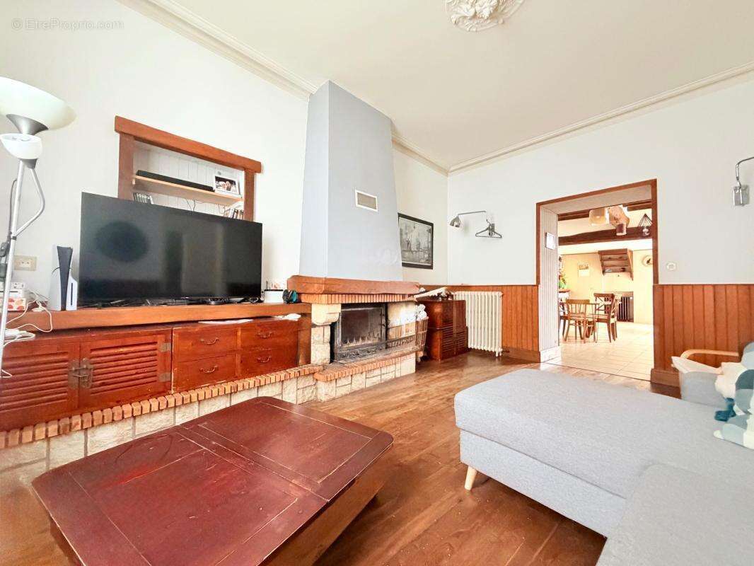 Maison coeur de Trémentines, 10 pièces, 237 m² - photo 5