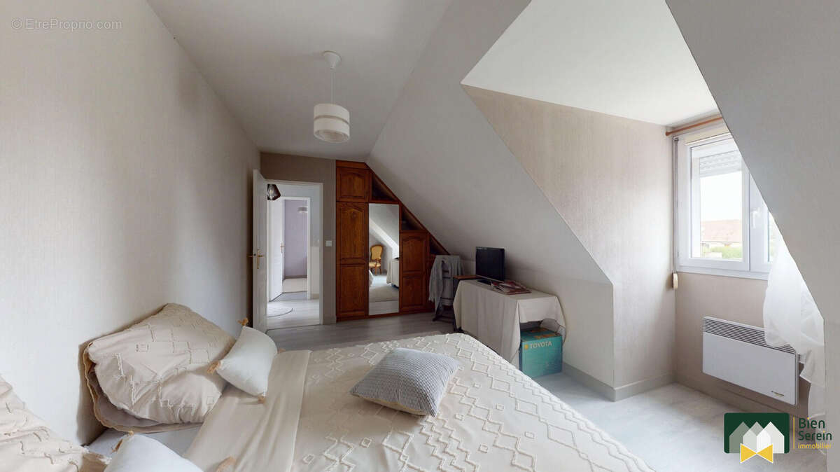 Maison à LA BOURDINIERE-SAINT-LOUP