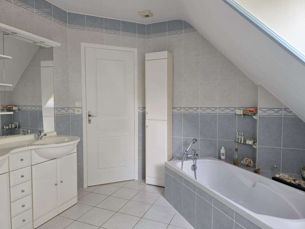 Maison 170 m² à Sautron  - photo 13