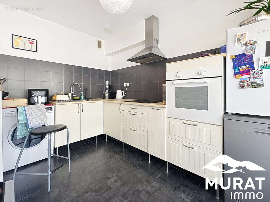 CUISINE - Appartement à CHAMALIERES