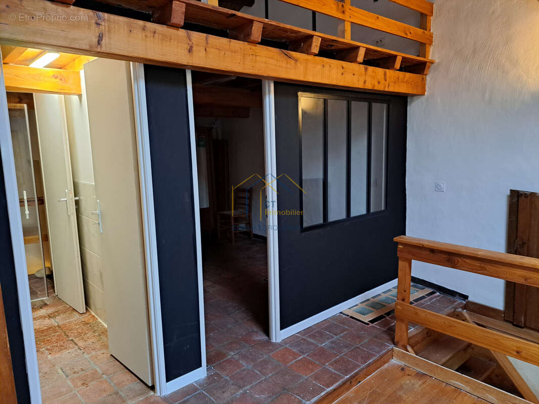 GIGNAC: Maison avec 2 appartements - photo 9