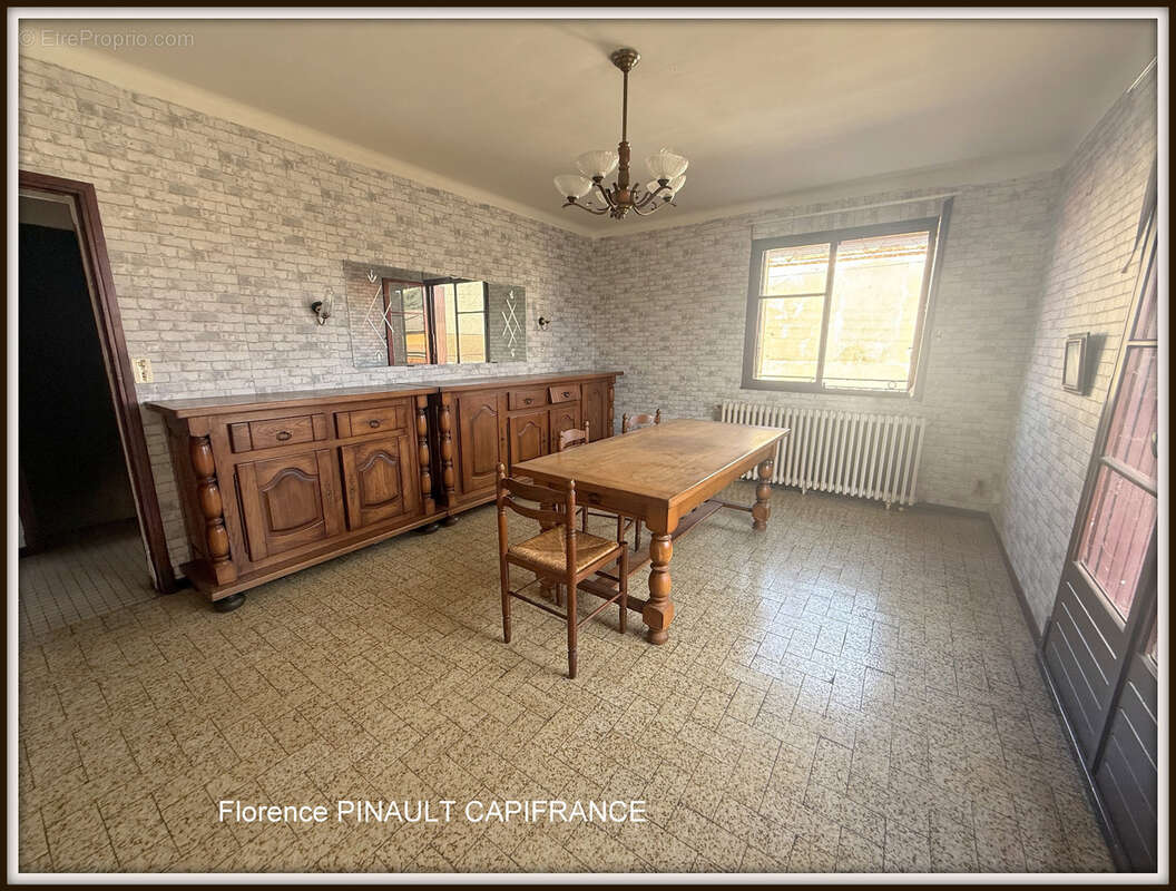 Maison à vendre 8 pièces TARBES (65) - photo 2