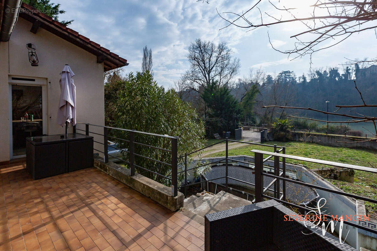 Maison à ROMANS-SUR-ISERE