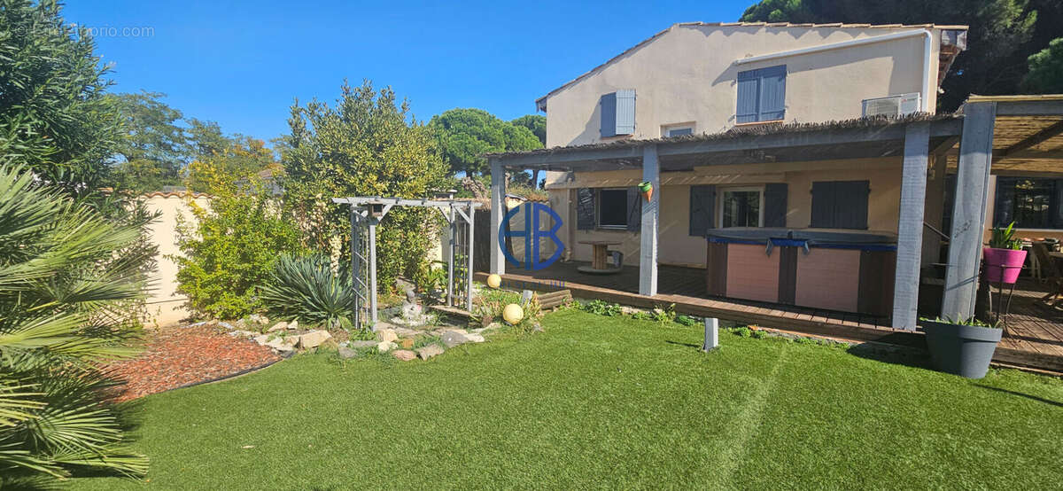 Grau d'agde-maison 4 faces avec piscine et dependances - photo 18