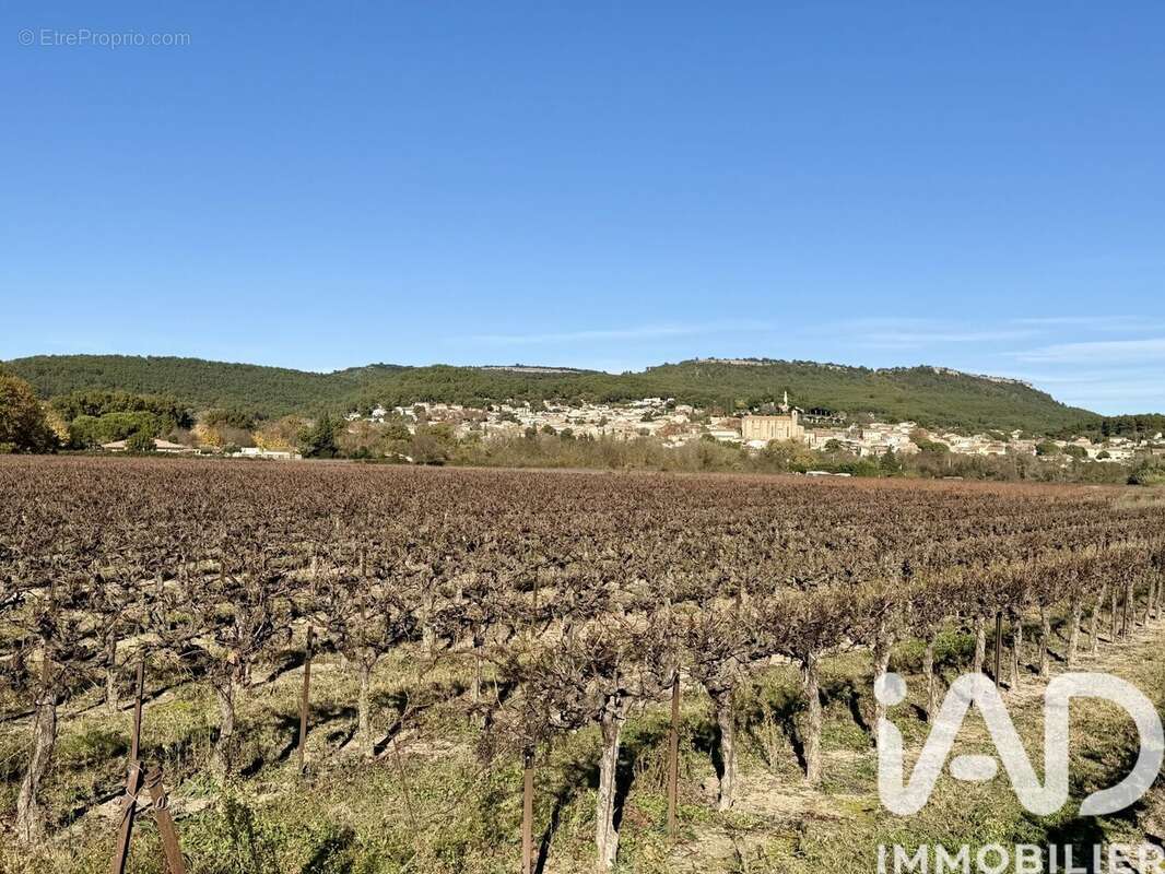 Photo 8 - Terrain à LAUDUN-L&#039;ARDOISE