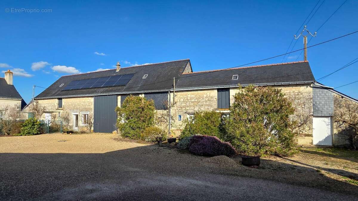 Photo 3 - Maison à VERNOIL