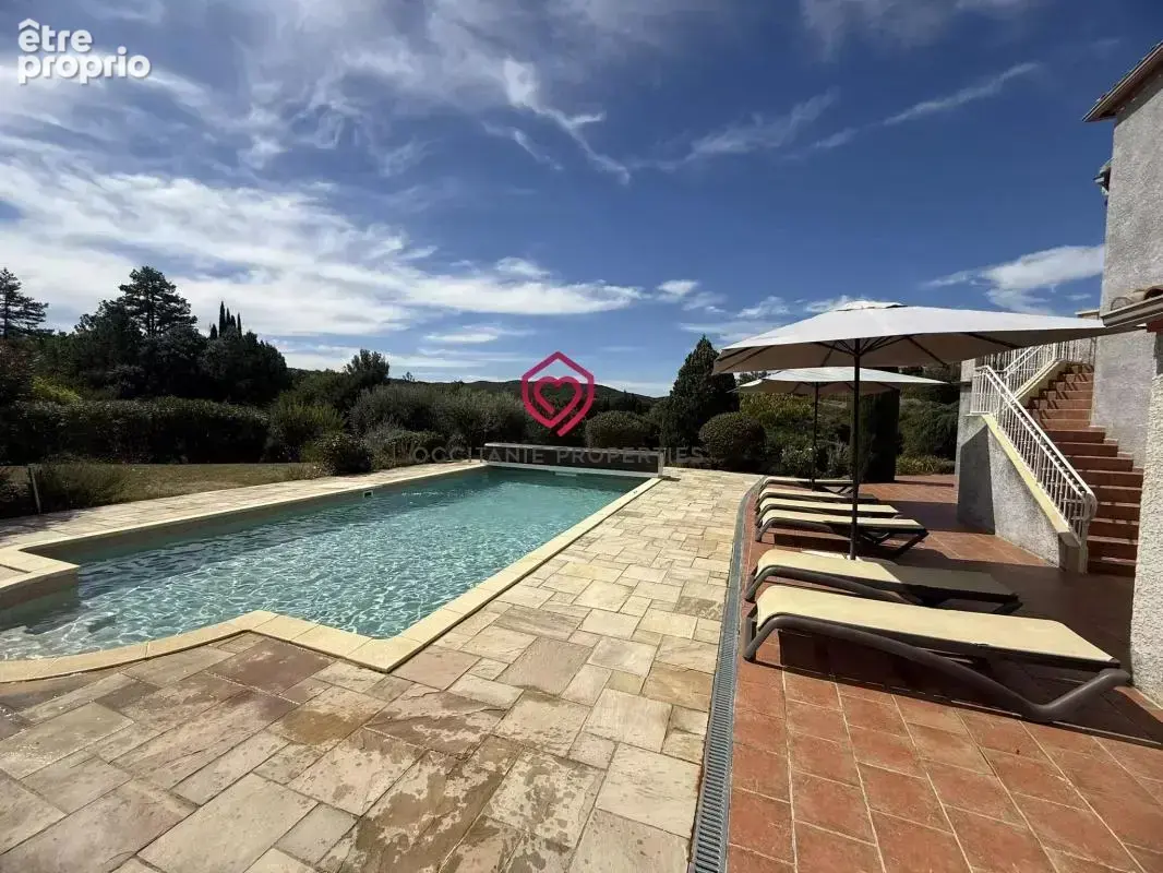 Magnifique maison avec un beau terrain, piscine et garage - photo 28