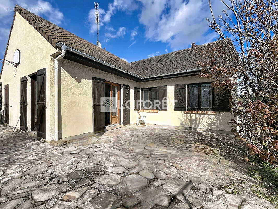 Maison à SAINT-MICHEL-SUR-ORGE