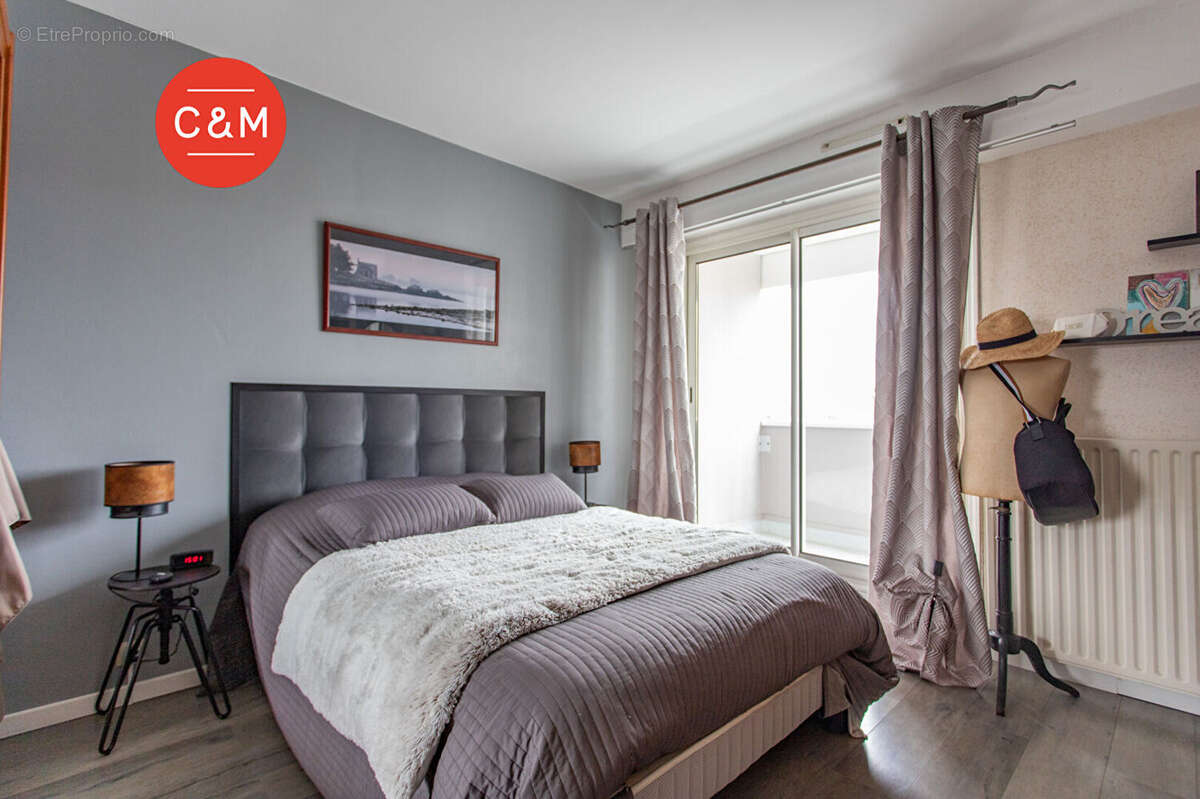 Appartement à REZE