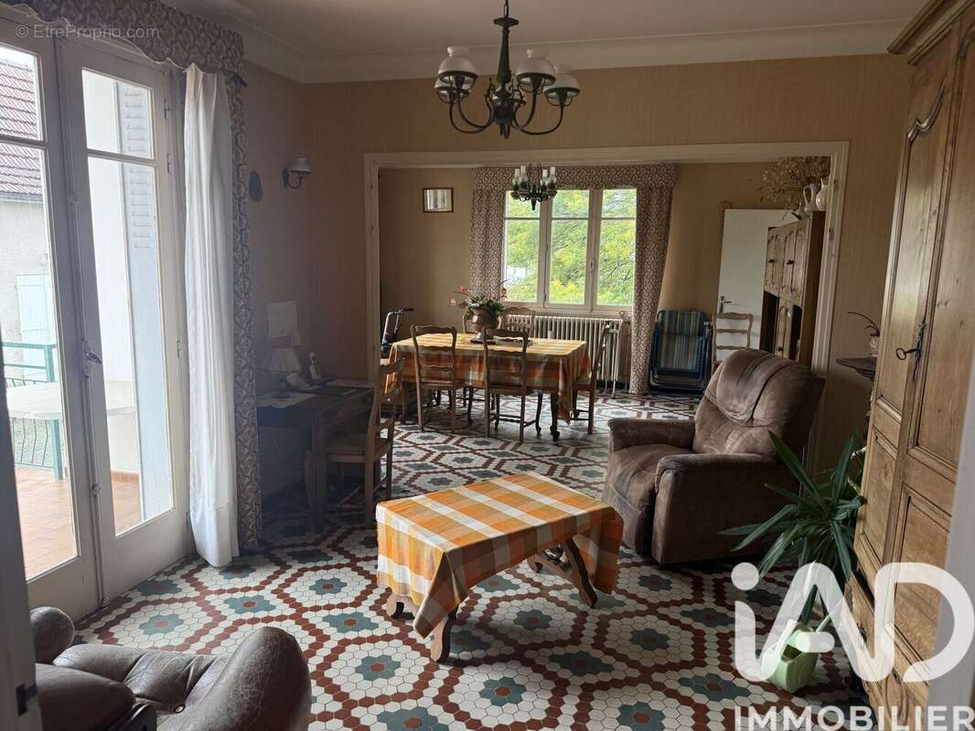 Photo 2 - Maison à LALOUBERE